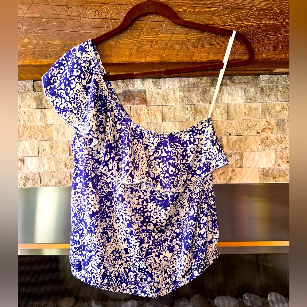 Floral Print One Shoulder Top